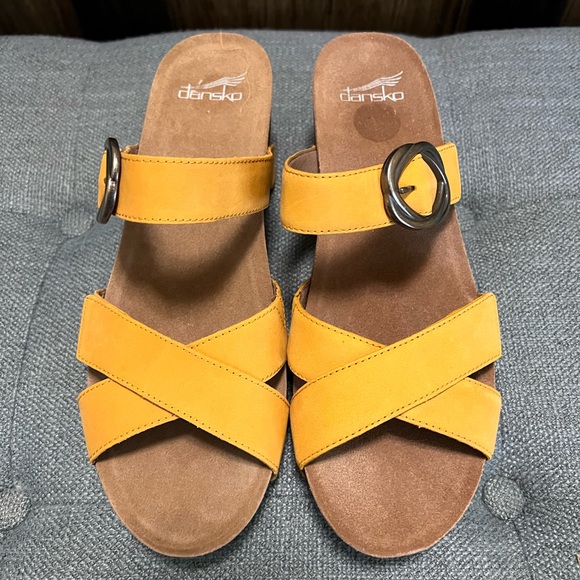 Dansko Susie Wedge Sandals - Leather, Size 41. New- Tried on indoor only. - Picture 2 of 6